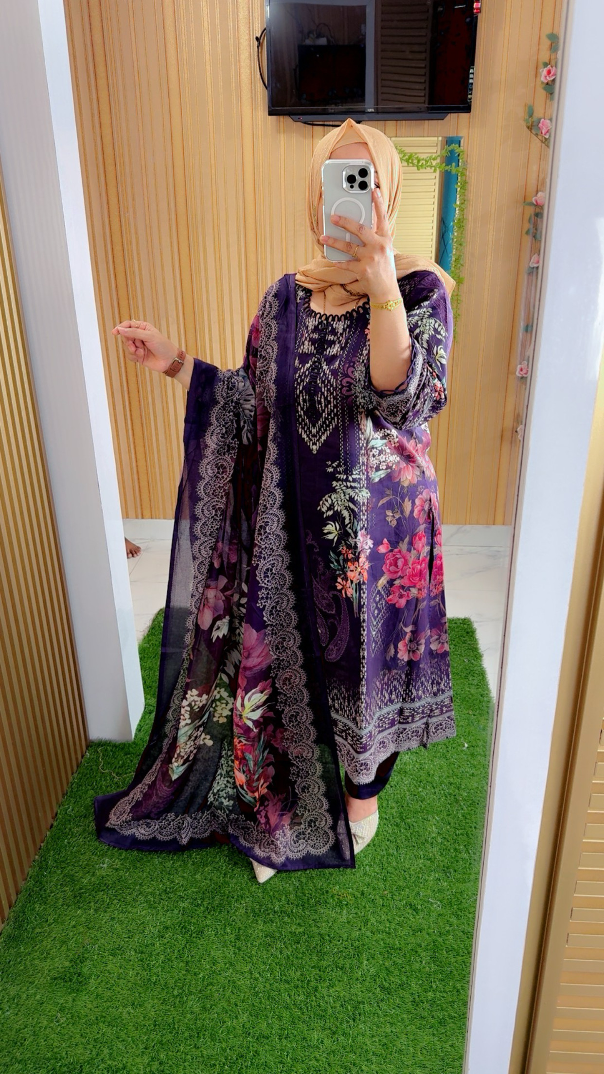 CjQKMFNuYXBjaGF0LzEzLjM2LjAuNDUgKGlQaG9uZTE3LDI7IGlPUyAxOC4yOyBnemlwKSAB